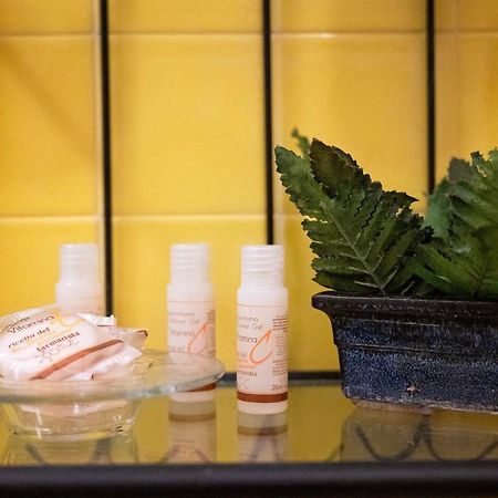 Casa "Kapri" Da Eva - Salerno Centro Con Self Check-Inアパートメント エクステリア 写真