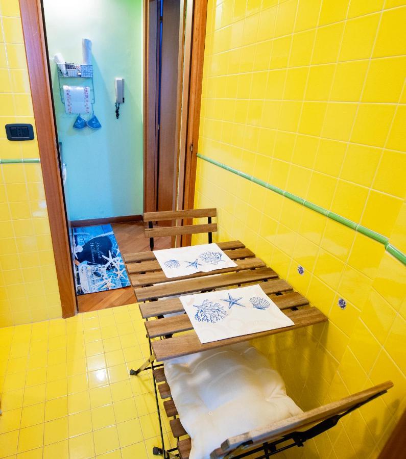 Casa "Kapri" Da Eva - Salerno Centro Con Self Check-Inアパートメント エクステリア 写真